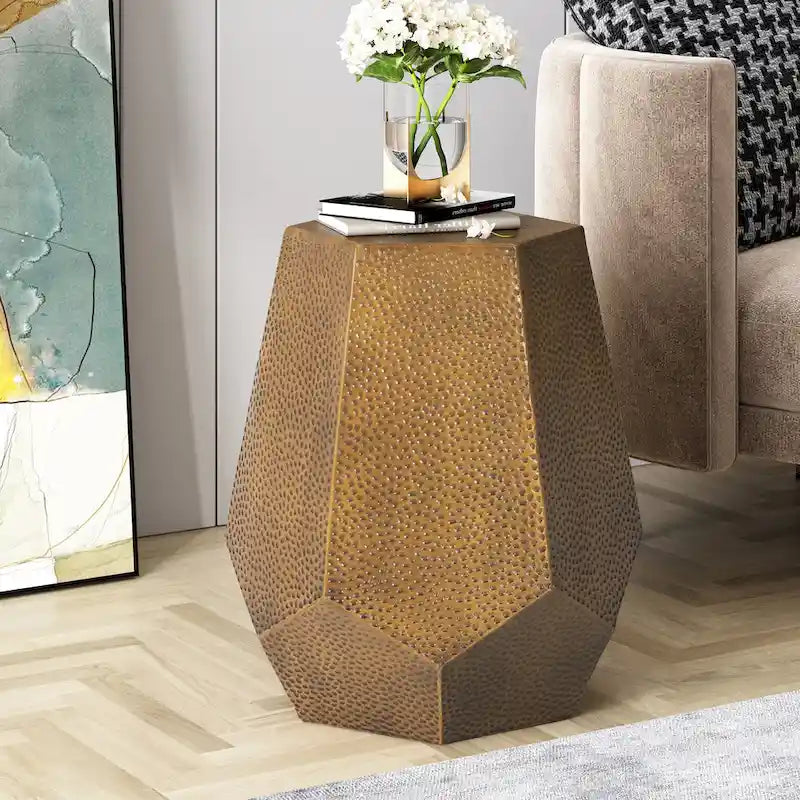 Mesa auxiliar geométrica de hierro martillado en oro/plata/bronce antiguo cepillado, 1 pieza