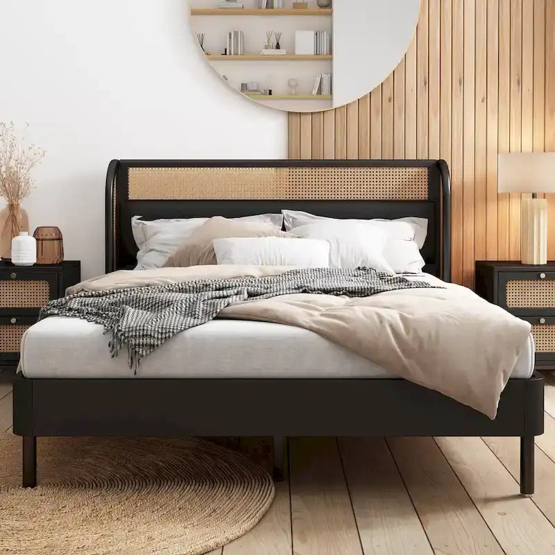 Cama Queen de plataforma de ratán negro, una plaza