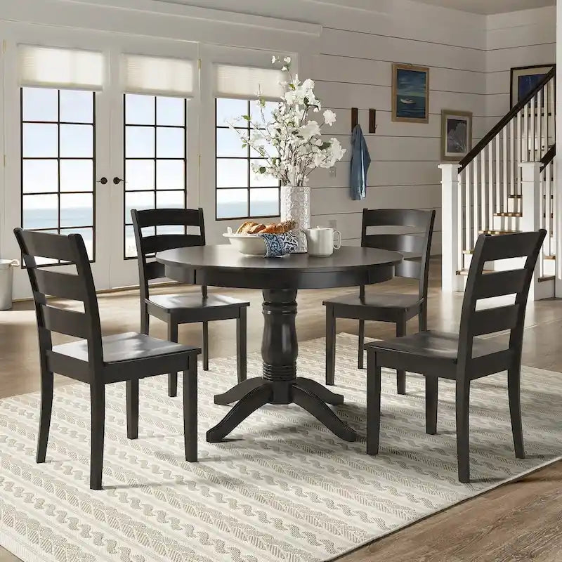 Juego de comedor de 5 piezas con base de pedestal redonda Wilmington II en negro antiguo de iNSPIRE Q Classic